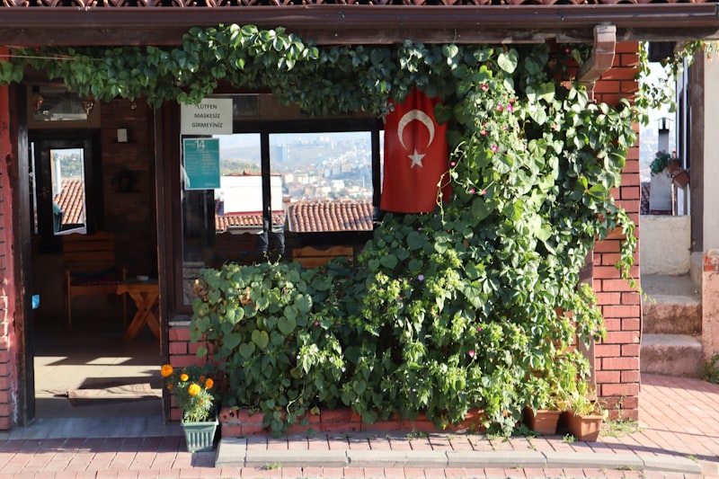 Kale Kilitli Çelik Kapılar